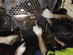 <b>中央空調冷水機組管道破裂，永安昌盛專業維修上門服務</b>